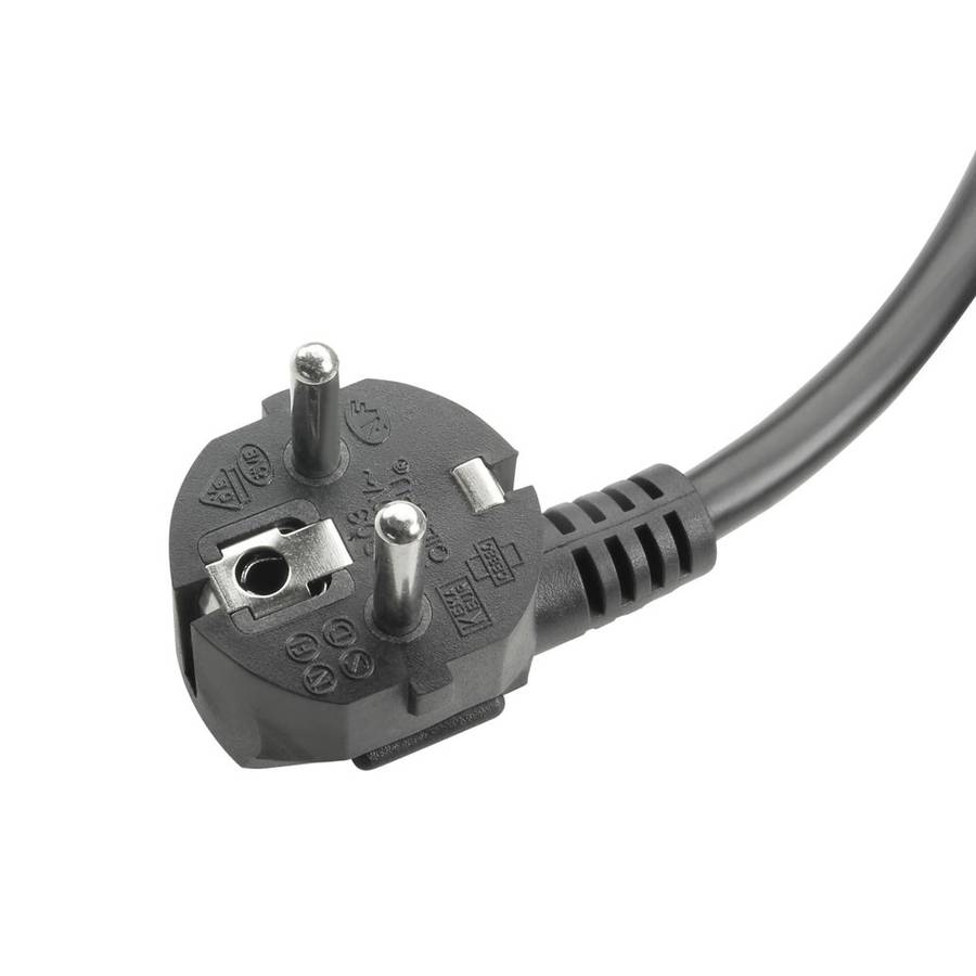Adam Hall 3-Outlet Power Strip, Strømforgrener med 3 uttak, sort, 3M