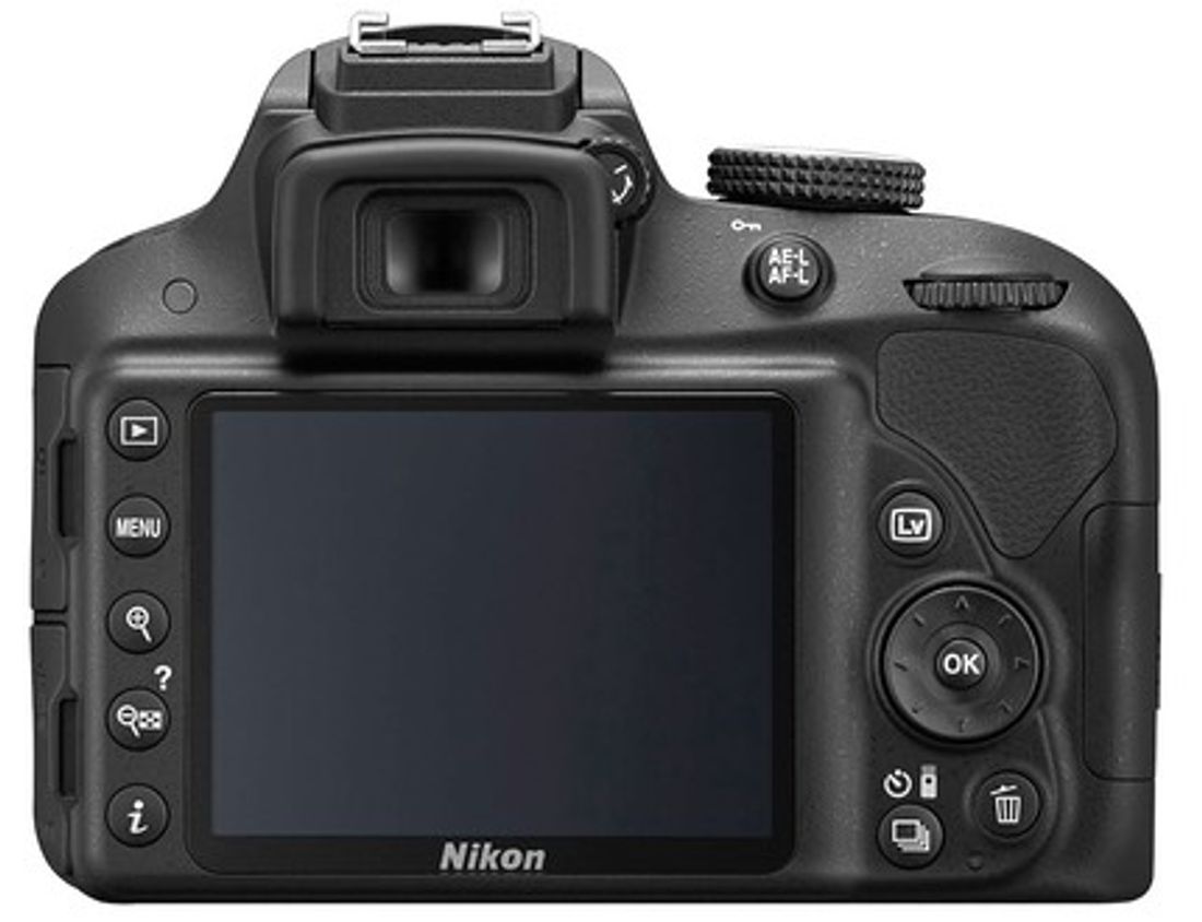 Nikon D3300 digitalt speilreflekskamera (DSLR), 24,2 megapiksler - BRUKT