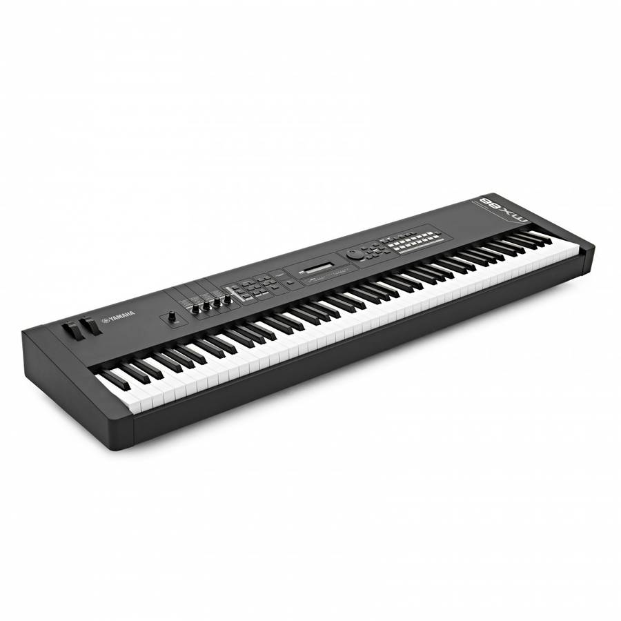 Yamaha MX88 Synthesizer, 88 tangenter, Black