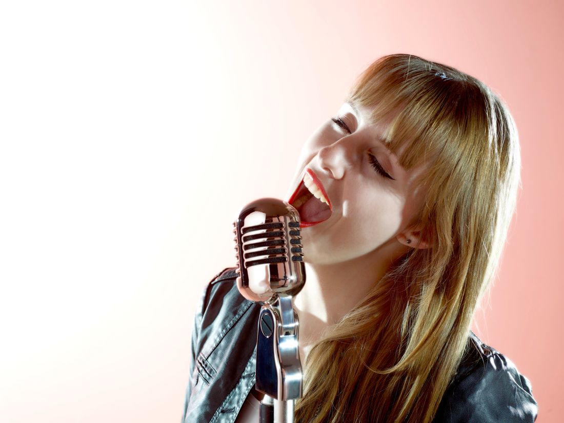 Alecto UDM-60, Klassisk 50-tallsdesign, Hyperkardioid