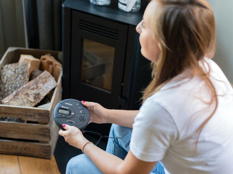 Lenco CD-300BK Bærbar Bluetooth® CD-MP3-spiller med antishock Svart