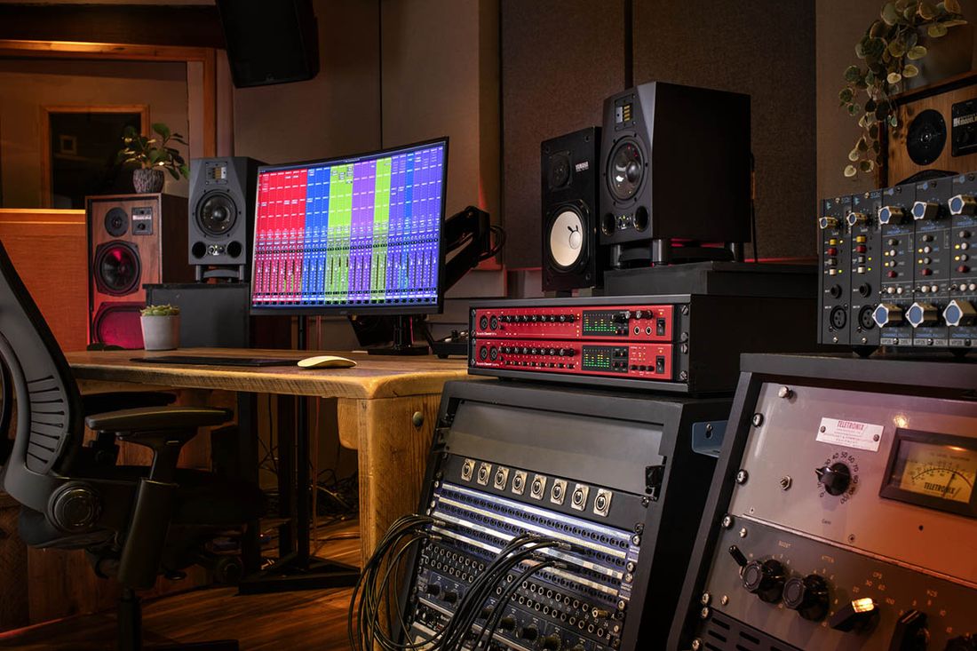 Focusrite Clarett+ OctoPre | 8 x mic, 8 AD/DA, ADAT I/O