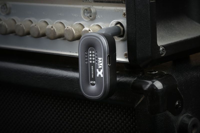 Xvive AC58 Trådløst gitar/bass system m/ batterikoffert, 5.8GHz.